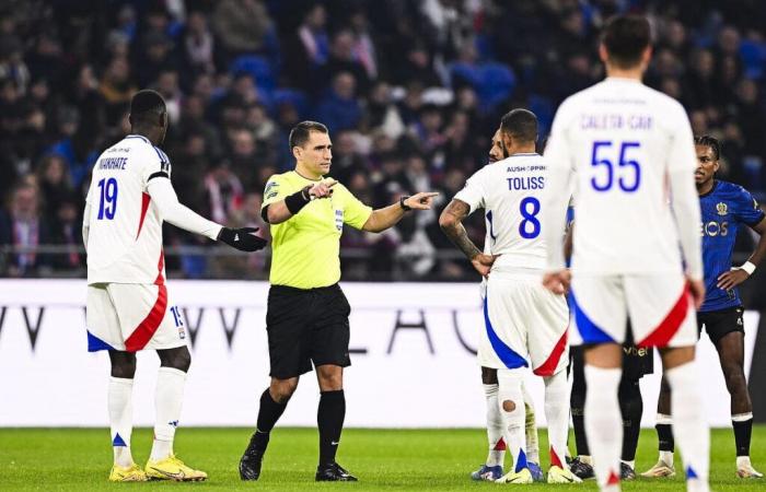 È bello piangere per l'arbitraggio, l'OL è stufo