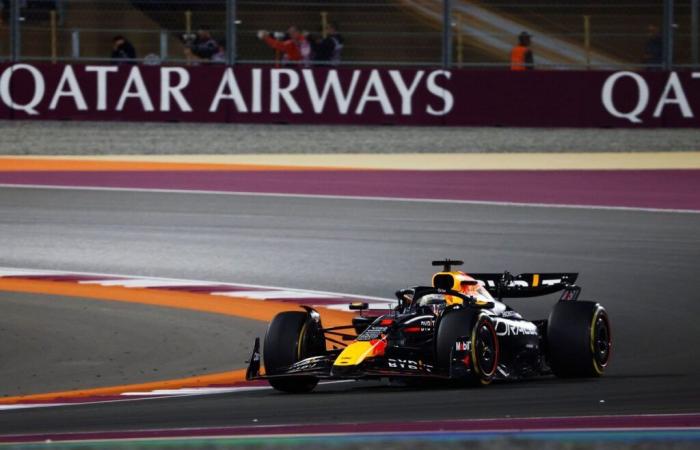 Verstappen vince un GP pazzesco, la McLaren si guarda indietro