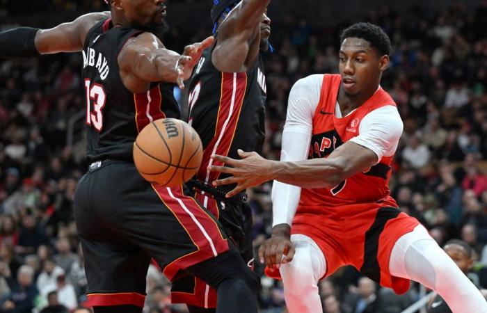 Barrett si mette nuovamente in luce per i Raptors, che vincono 119-116 contro gli Heat