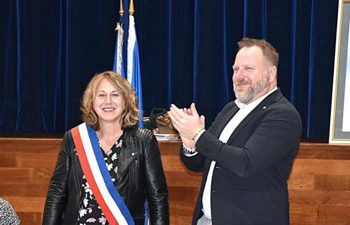 Nathalie Soulage prende le redini del municipio mentre Fabien Lainé parte per l'Assemblea