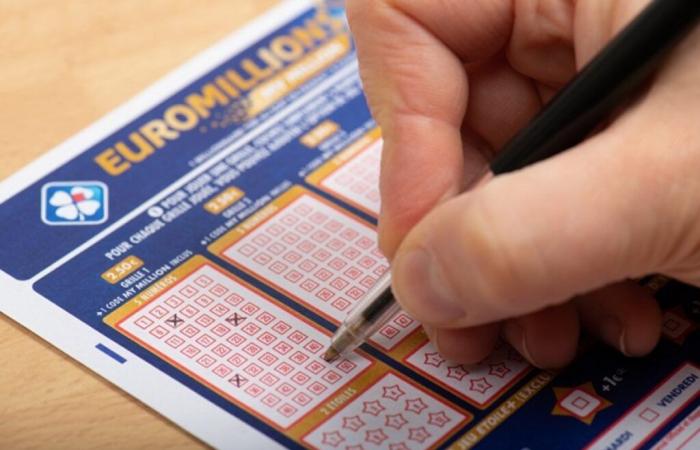 Dopo aver vinto 30 milioni all’EuroMillions, la sua vita si trasforma in un incubo.