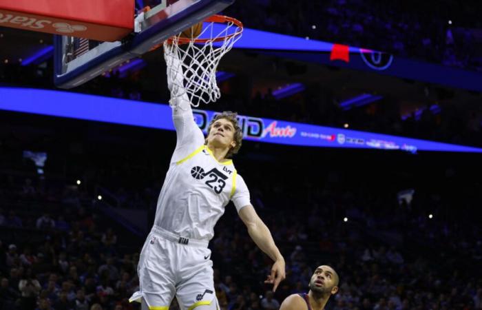 Lauri Markkanen supera Anthony Davis per la schiacciata al contrario