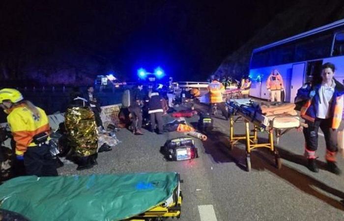 Incidente d’autobus nei Pirenei Orientali: cosa sappiamo della tragedia che ha provocato almeno 3 morti e una quindicina di feriti