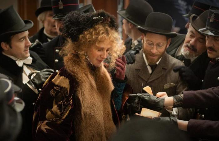 SARAH BERNHARDT, LA DIVINA di Guillaume Nicloux: la recensione del film