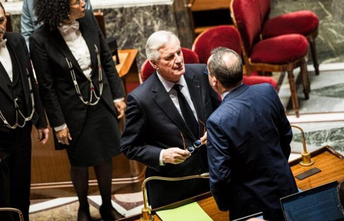 il governo Barnier in proroga dopo l'uso di 49.3, due mozioni di censura presentate dalla RN e dalla sinistra, seguono le reazioni