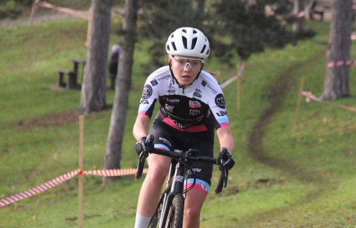 Ciclocross: William Millat davanti al fratello Adrien sulle alture di Le Creusot