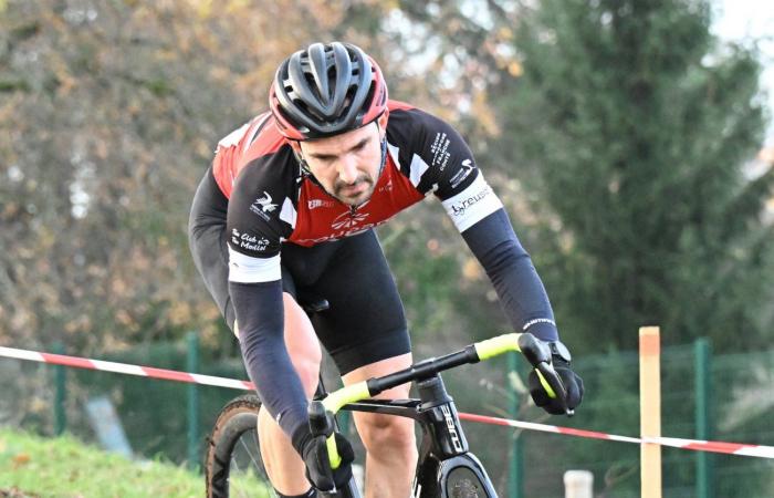 Ciclocross: William Millat davanti al fratello Adrien sulle alture di Le Creusot