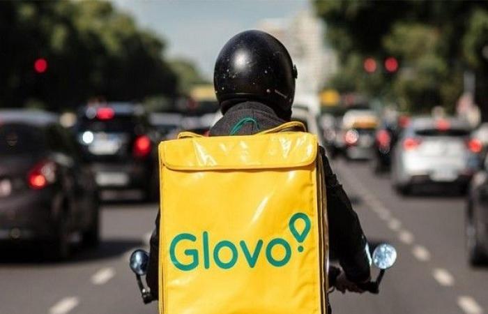 La piattaforma di consegna Glovo adotterà un modello salariale per i suoi corrieri