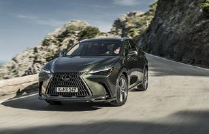 Più di 1.800 Lexus richiamate in Francia