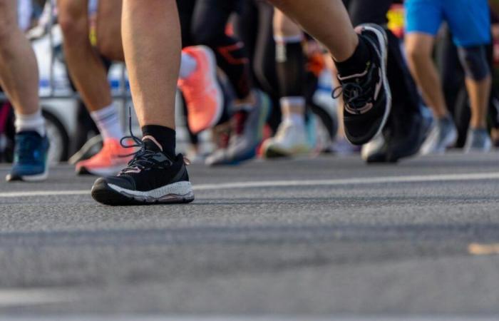 Corrono una maratona, il premio che ricevono al traguardo li lascia senza parole