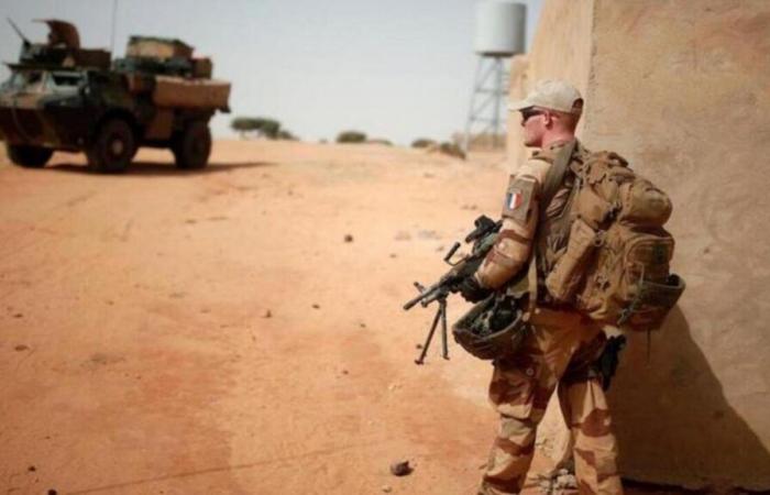 Nelle notizie: l’esercito francese indesiderato in Senegal e Ciad…