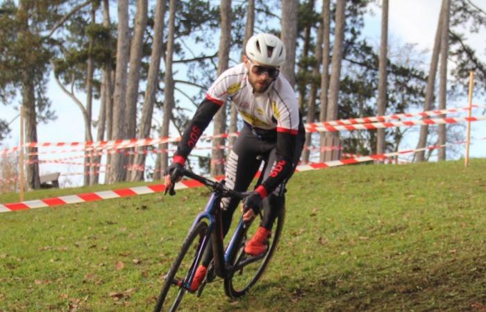 Ciclocross: William Millat davanti al fratello Adrien sulle alture di Le Creusot