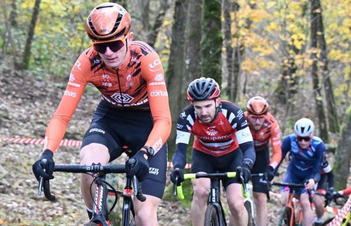 Ciclocross: William Millat davanti al fratello Adrien sulle alture di Le Creusot