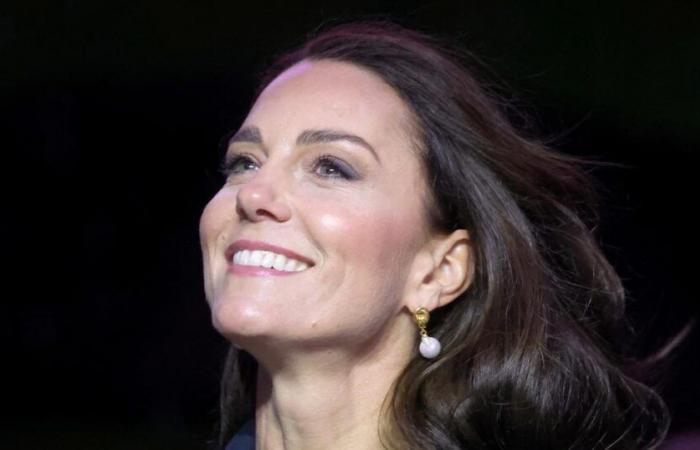 In una lettera commovente, Kate Middleton rivela il dono più grande che ha ricevuto nei suoi “tempi più bui”