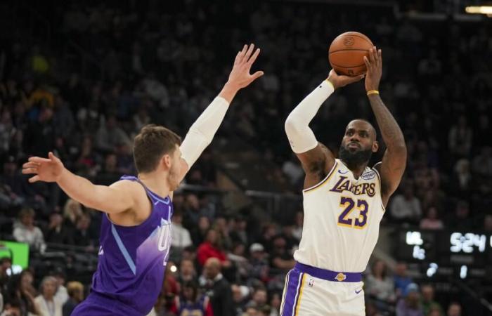 LeBron James segue la vecchia scuola per guidare i Lakers oltre i Jazz