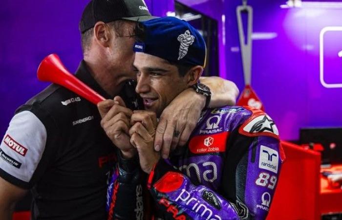 MotoGP, Fonsi Nieto: “quello che fa una macchina con l'ABS sotto la pioggia, Marc Marquez lo fa senza nulla”