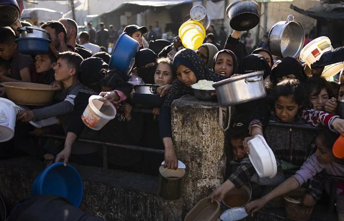 L’UNRWA sospende la consegna degli aiuti attraverso i principali punti di passaggio