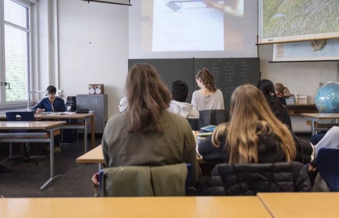 La serata dei genitori a Schlieren ZH degenera: “Halt de Latz”