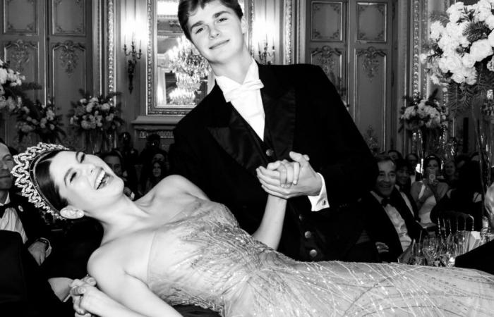 Bal des Debutantes 2024: le nostre immagini al centro della serata