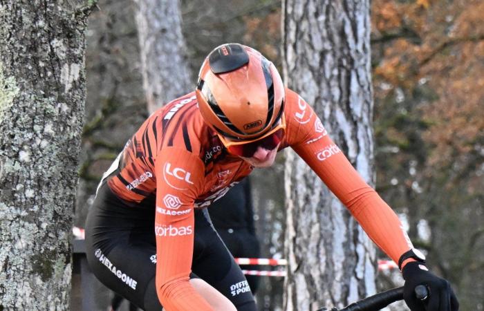 Ciclocross: William Millat davanti al fratello Adrien sulle alture di Le Creusot