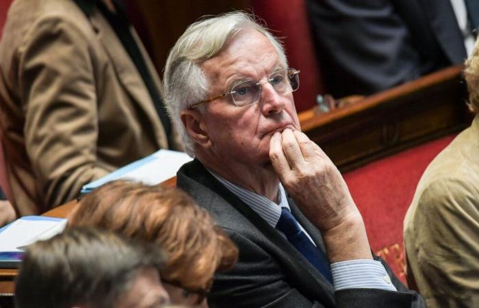 Barnier vicino all’uscita, Macron verso Riad e Tavares prende la porta