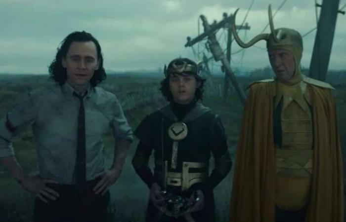 Senzatetto a 17 anni, l’attore della serie “Loki” solleva il velo sulla sua miserabile vita