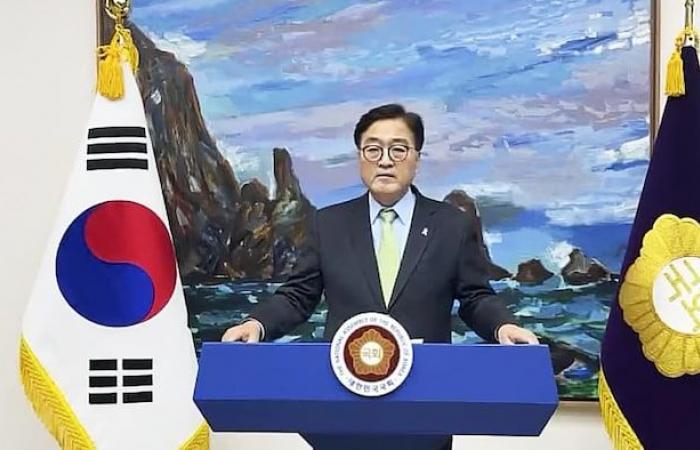 Legge marziale in Corea del Sud: l’esercito entra in parlamento | Copertura in diretta