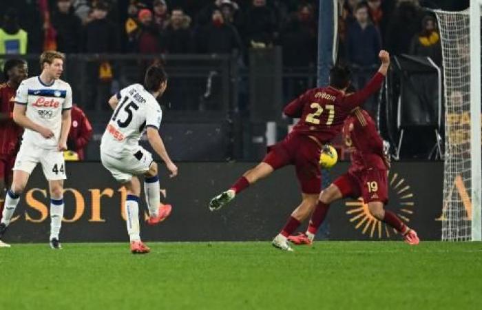 L’Atalanta piega la Roma all’Olimpico e resta in scia al Napoli