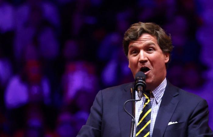 Tucker Carlson torna in Russia e interroga il ministro degli Esteri