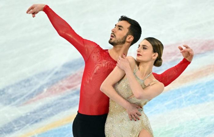 Gabriella Papadakis e Guillaume Cizeron, gli artisti del ghiaccio, si ritirano