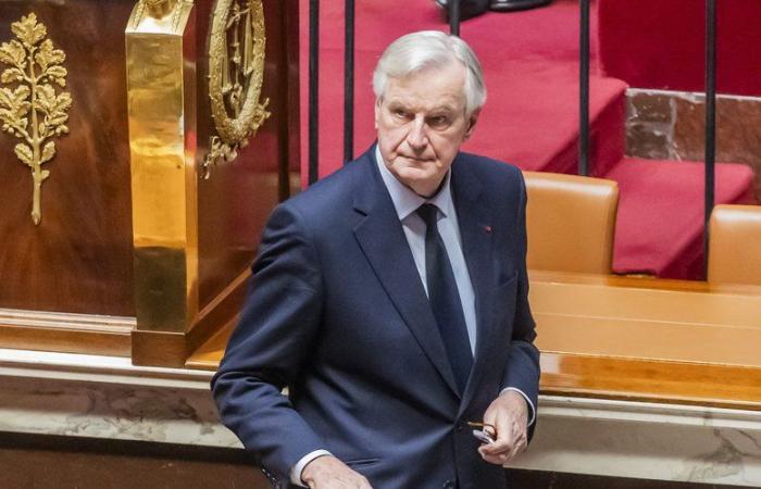 Rischio censura da parte del governo di Michel Barnier: la Francia sprofonda nell'ignoto, quali sono gli scenari possibili da adesso in poi?