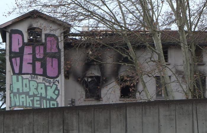 Un morto nell'incendio di un edificio occupato vicino a Lione