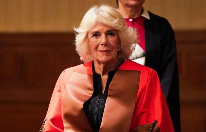 La regina Camilla rivela i suoi problemi di salute