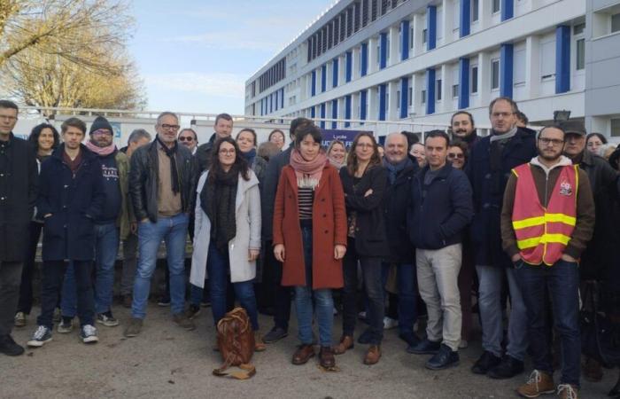 un posto di infermiere richiesto al liceo Claude de France