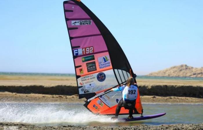 Nuovo record di velocità per Antoine Albeau nel windsurf, al limite dei 100 km/h