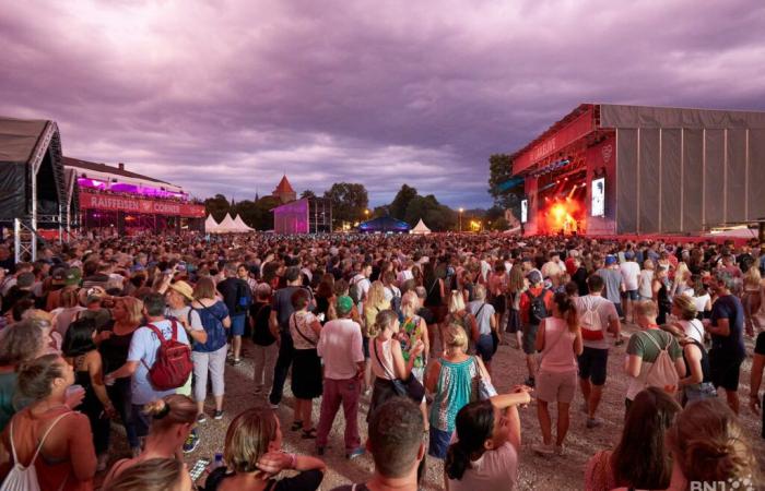 James Blunt si esibirà al Lakelive