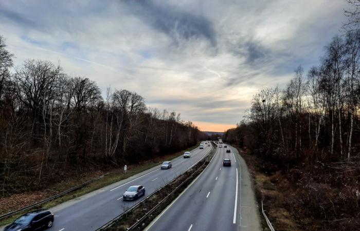 Informazioni sul traffico: L'autostrada A10 è stata parzialmente chiusa in direzione Parigi a causa di un incidente mortale