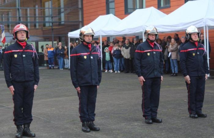 I vigili del fuoco dell'Oise hanno festeggiato la Sainte-Barbe a Tillé