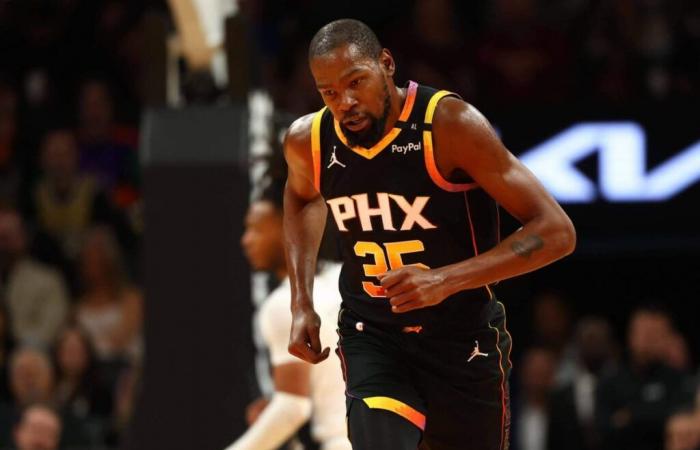 L'ultima distorsione di Kevin Durant non è un grosso problema per i Suns, tranne che continua a succedere