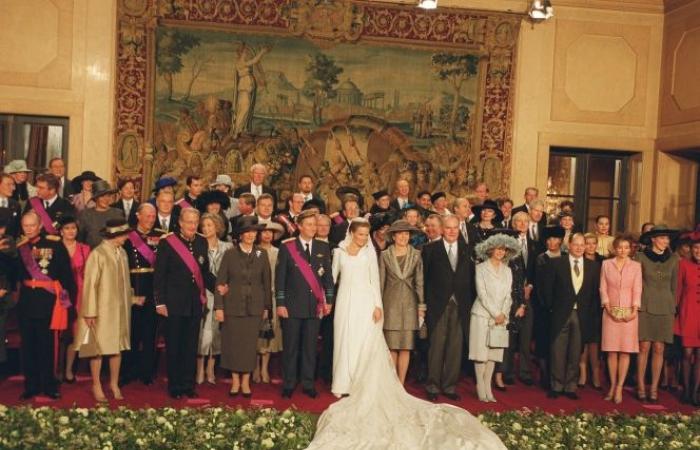 Il Palais Royal svela un nuovo ritratto per il 25° anniversario di matrimonio di Philippe e Mathilde