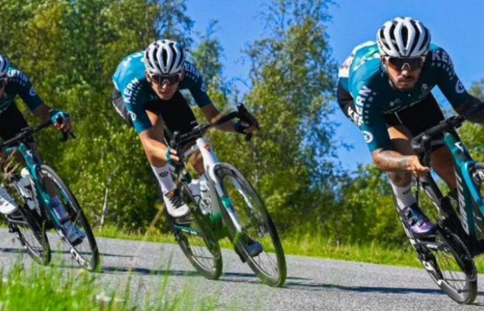 Ciclismo. Strada – L'Equipo Kern Pharma… Sono 22 i corridori per la stagione 2025