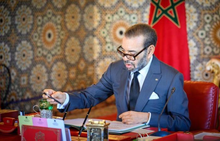 Il re Mohammed VI presiede un Consiglio dei ministri dedicato ai preparativi per la Coppa del Mondo 2030