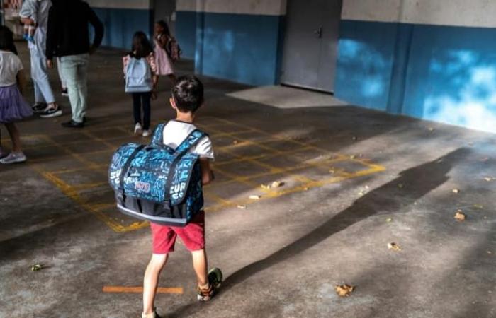 centinaia di scuole hanno chiuso giovedì nell'Île-de-France