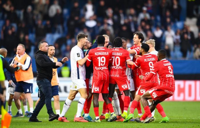 [MHSC-LOSC] Joris Chotard difende Tanguy Coulibaly dopo la partita con Bruno Genesio