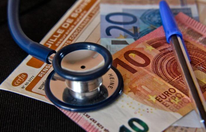 La visita del medico di base costa 30 euro e quella dello specialista 60 euro