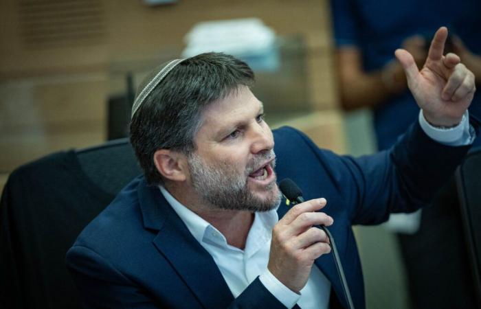 Smotrich: La normalizzazione con Riyadh non avverrà se richiederà uno Stato palestinese