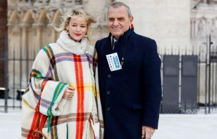 Cerimonia di riapertura di Notre-Dame: Jean-Charles de Castelbajac orgoglioso al braccio di Pauline, 40 anni più giovane, nonostante le critiche