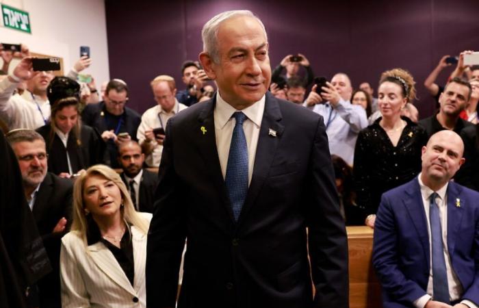 Israele: Netanyahu interrogato al suo processo per corruzione