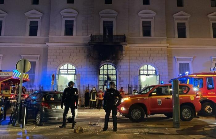 Manifestazioni a sostegno di Yvan Colonna: un uomo processato a Marsiglia per l’incendio del tribunale di Ajaccio nel 2022