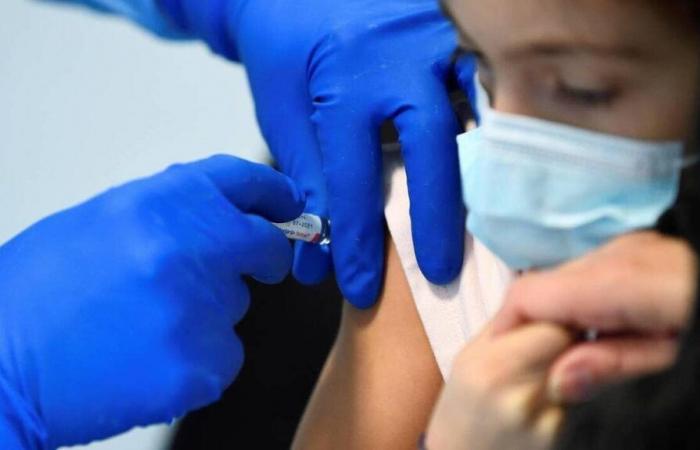 in Francia solo il 5% dei bambini tra i 5 e gli 11 anni è stato vaccinato contro il virus